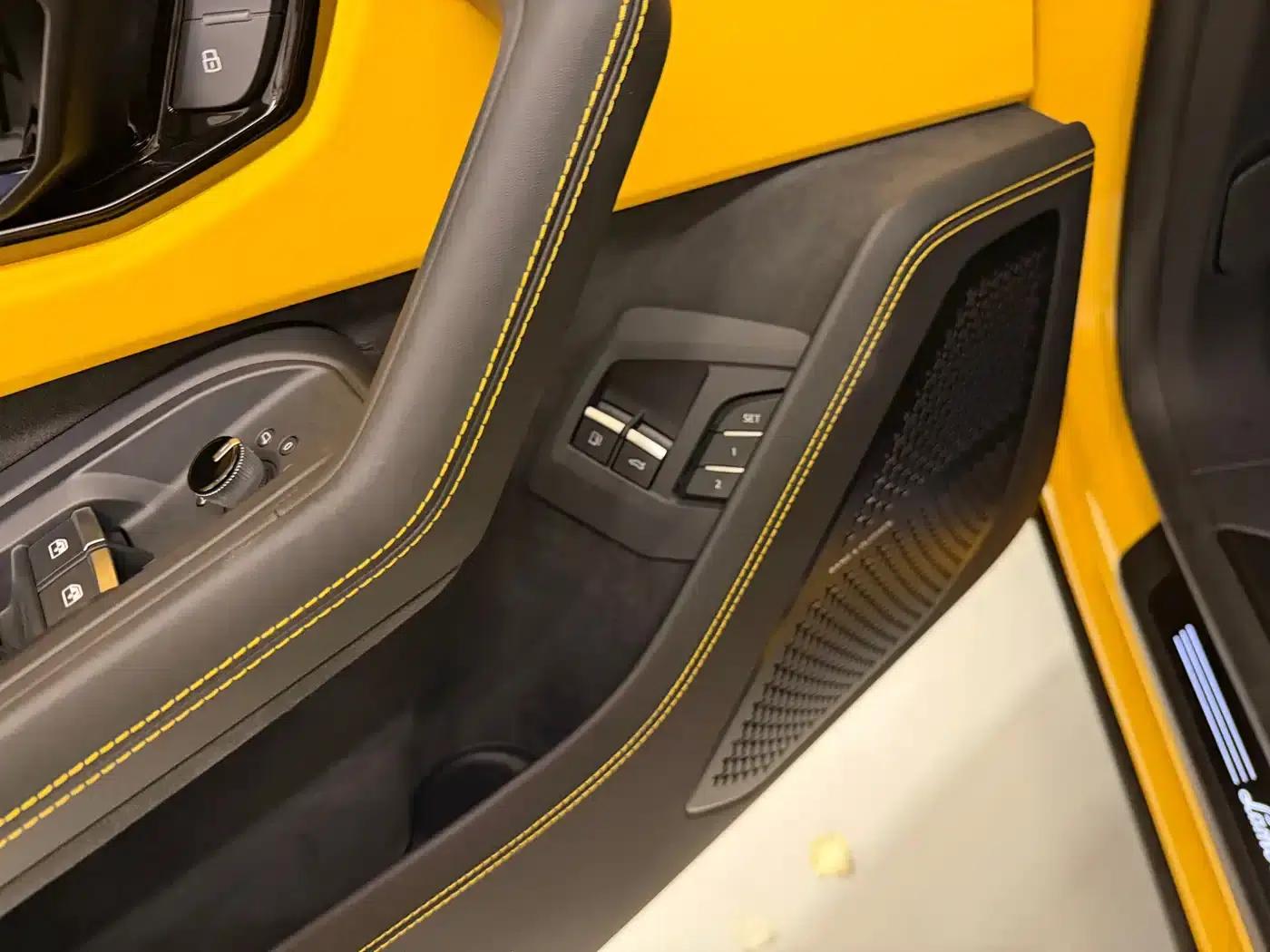 2025 Urus SE 4.0T Standard Edition — миниатюра 5
