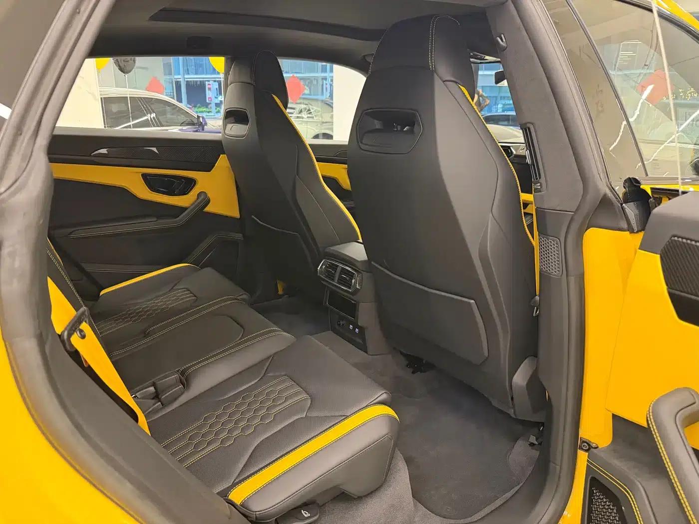 2025 Urus SE 4.0T Standard Edition — миниатюра 7