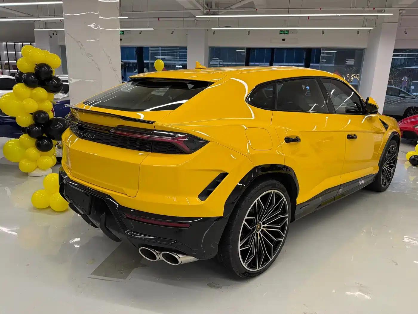 2025 Urus SE 4.0T Standard Edition — миниатюра 9
