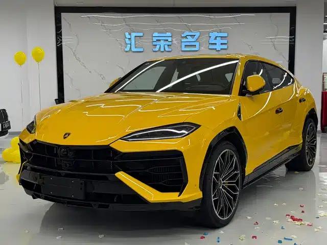 2025 Urus SE 4.0T Standard Edition