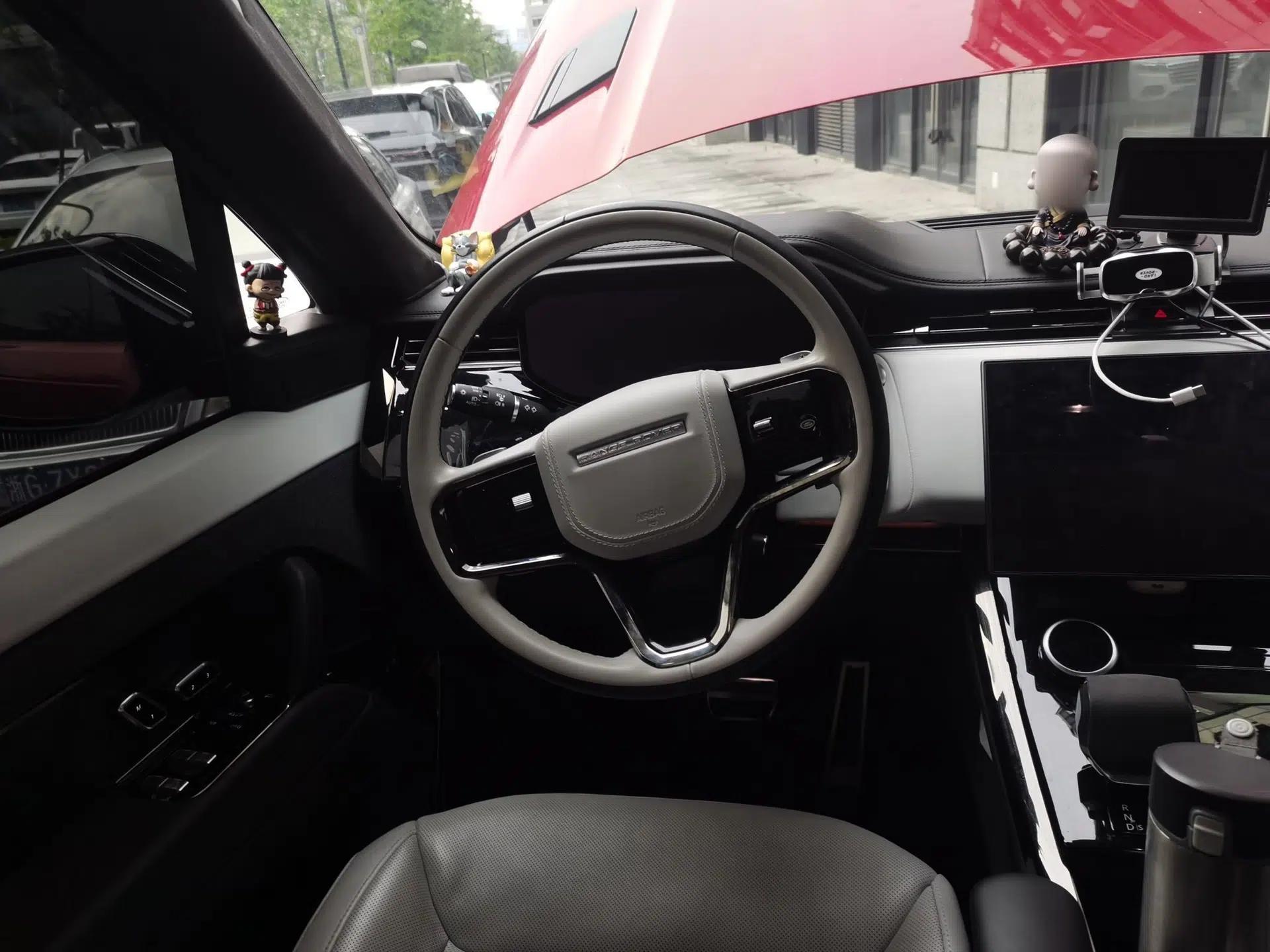 Land Rover Range SportNew Energy 2023 P510e Plug-in Hybrid – First Edition — миниатюра 10