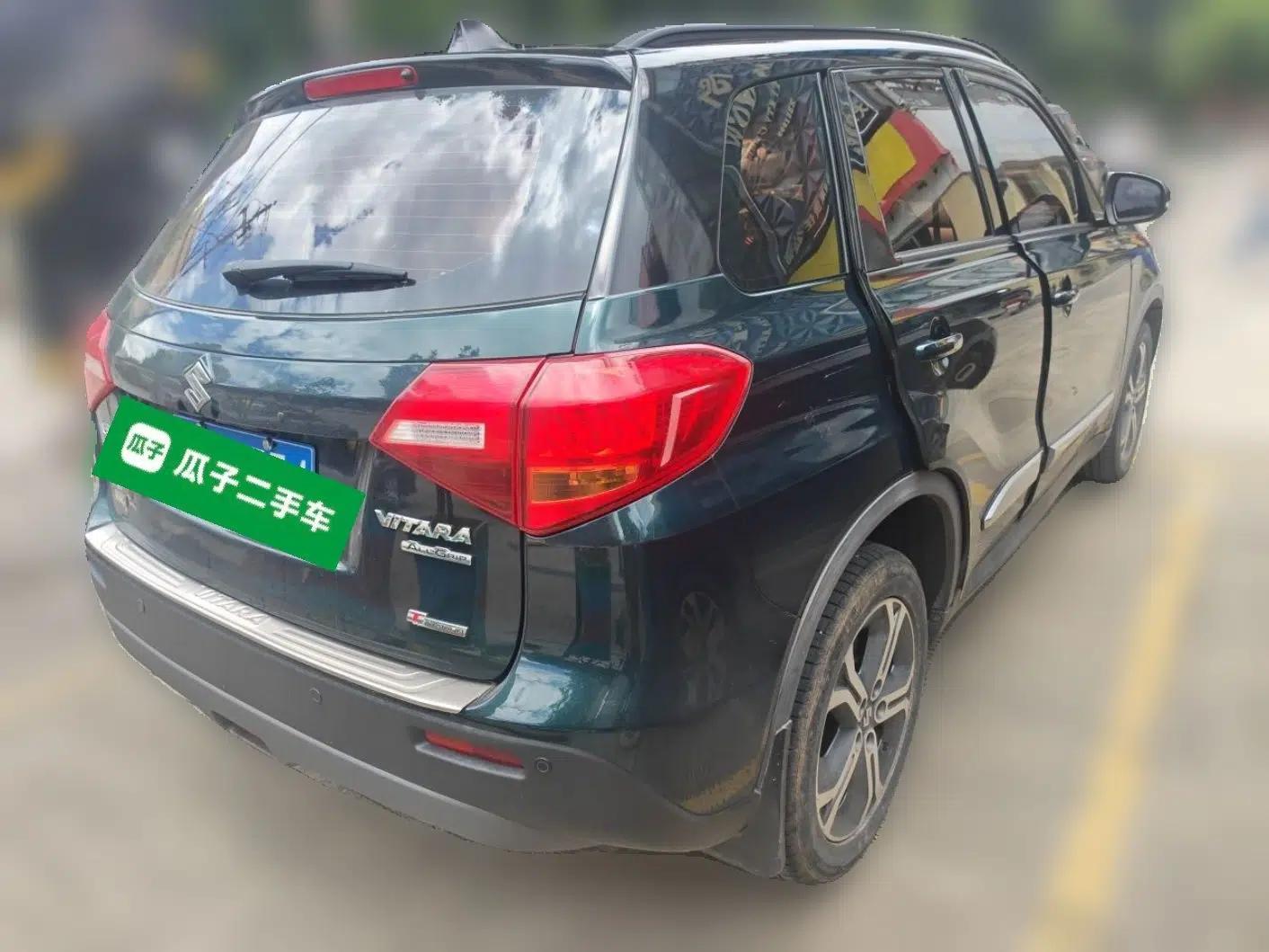 Suzuki Vitara 2016 1.4T Automatic All-Wheel Drive Leading Version — миниатюра 6