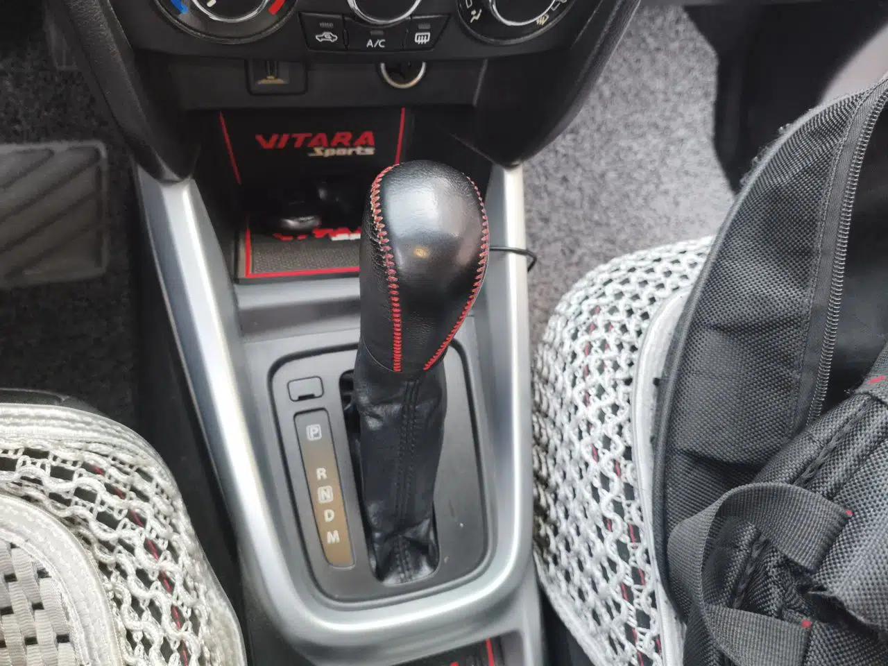 Suzuki Vitara 2016 1.4T Automatic Two-Wheel Drive Elite Model — миниатюра 14