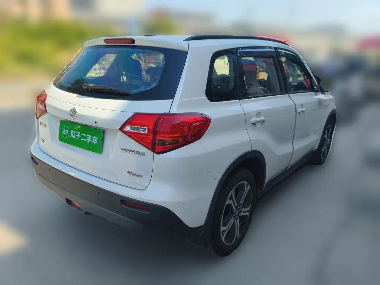 Suzuki Vitara 2016 1.4T Automatic Two-Wheel Drive Elite Model — миниатюра 6