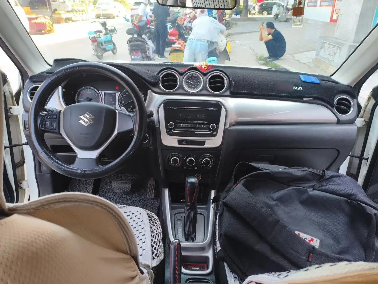 Suzuki Vitara 2016 1.4T Automatic Two-Wheel Drive Elite Model — миниатюра 9