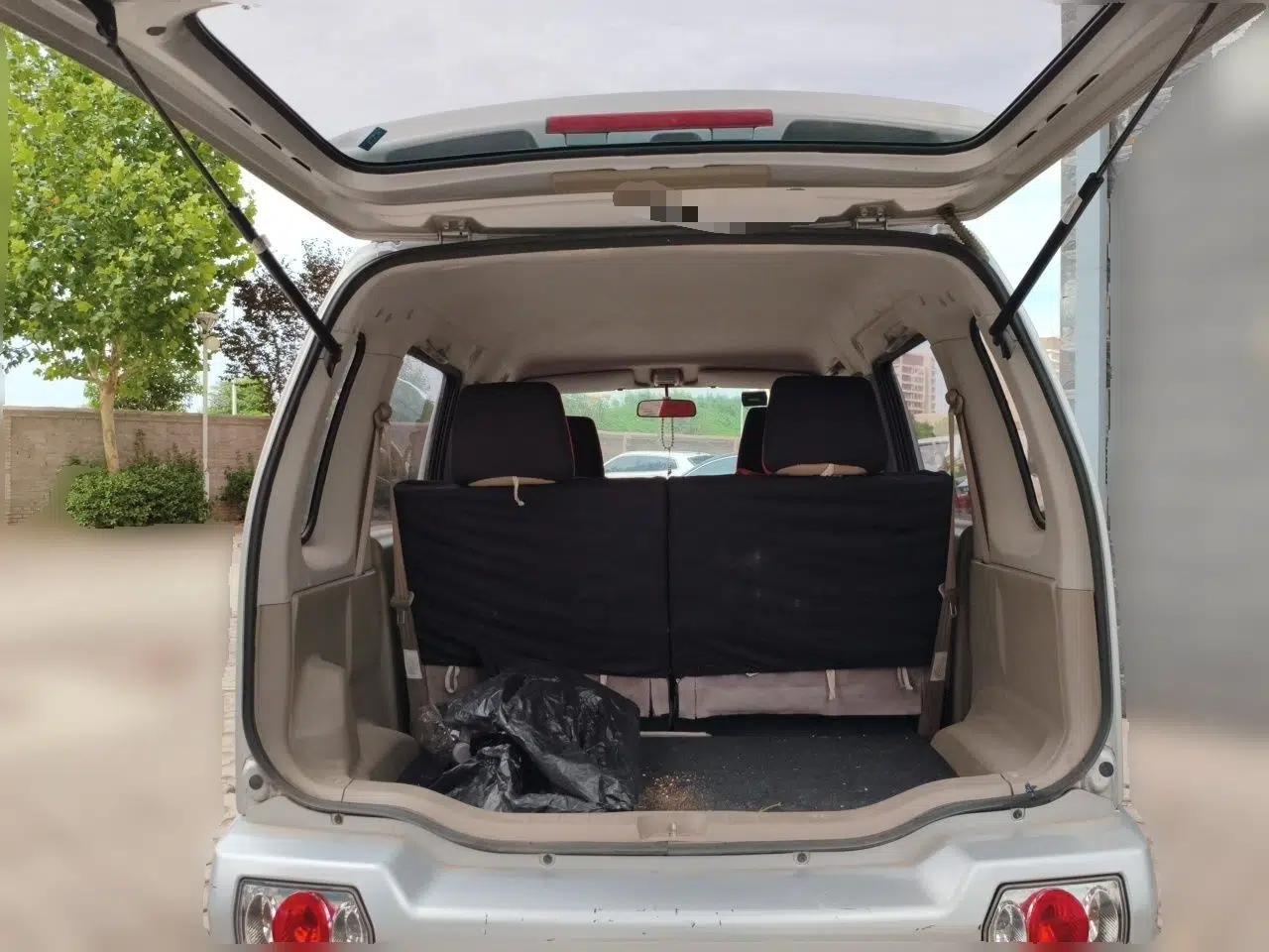 Suzuki Wagon R 2015 1.0L Manual Comfort Model — миниатюра 19