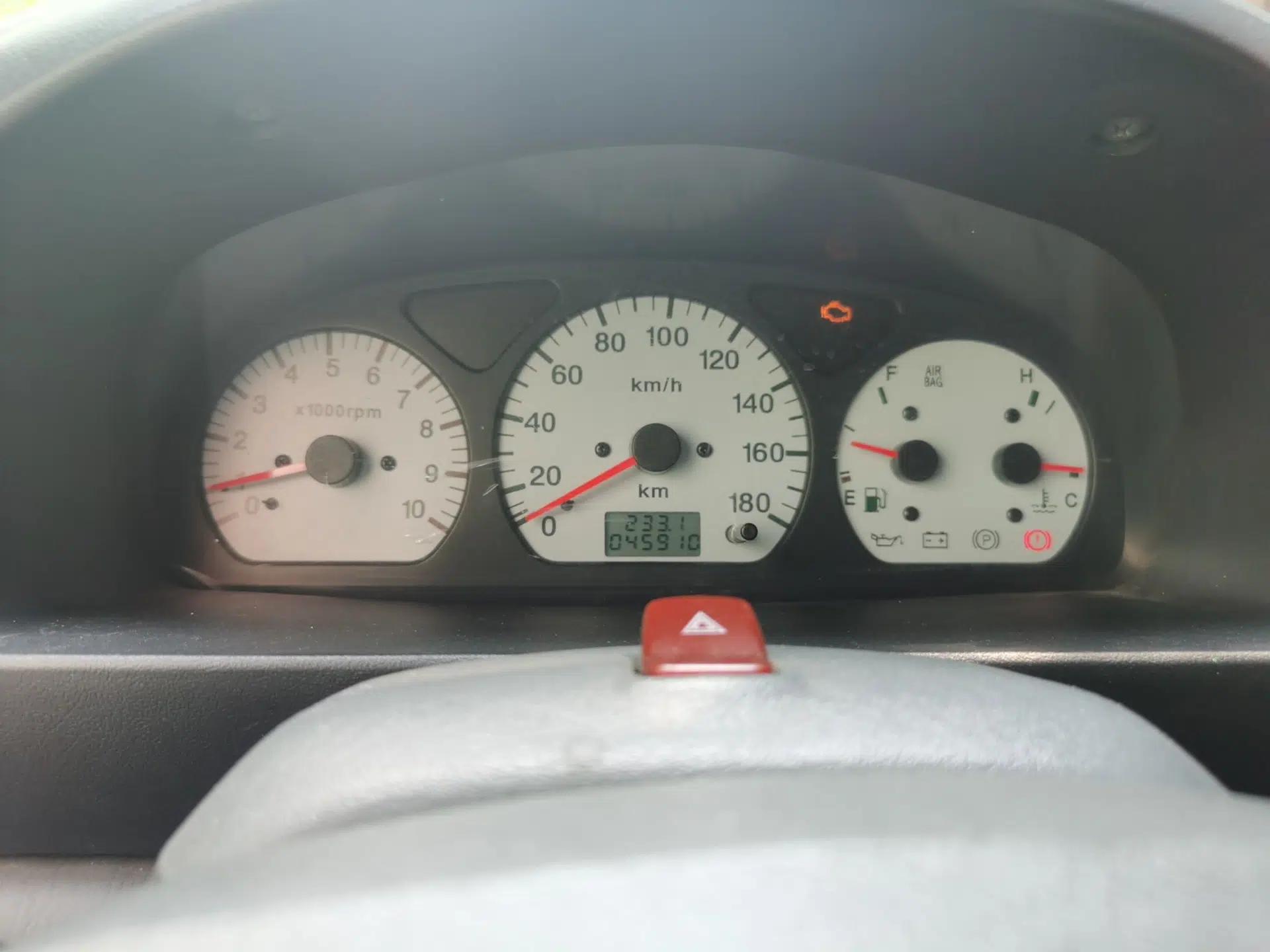 Suzuki Wagon R 2012 Entrepreneur Edition 1.0L Manual - Overdrive Type — миниатюра 11
