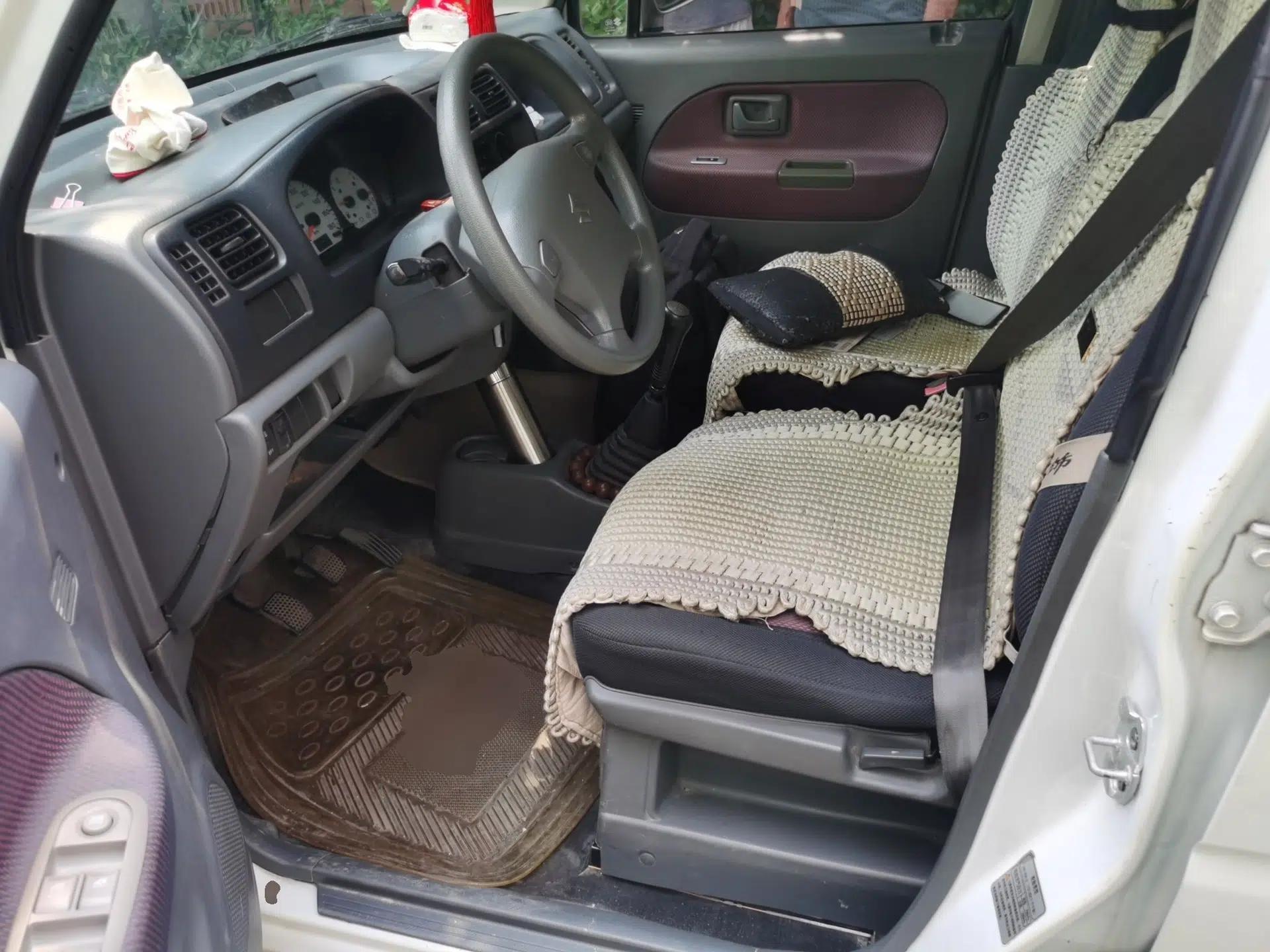 Suzuki Wagon R 2012 Entrepreneur Edition 1.0L Manual - Overdrive Type — миниатюра 15