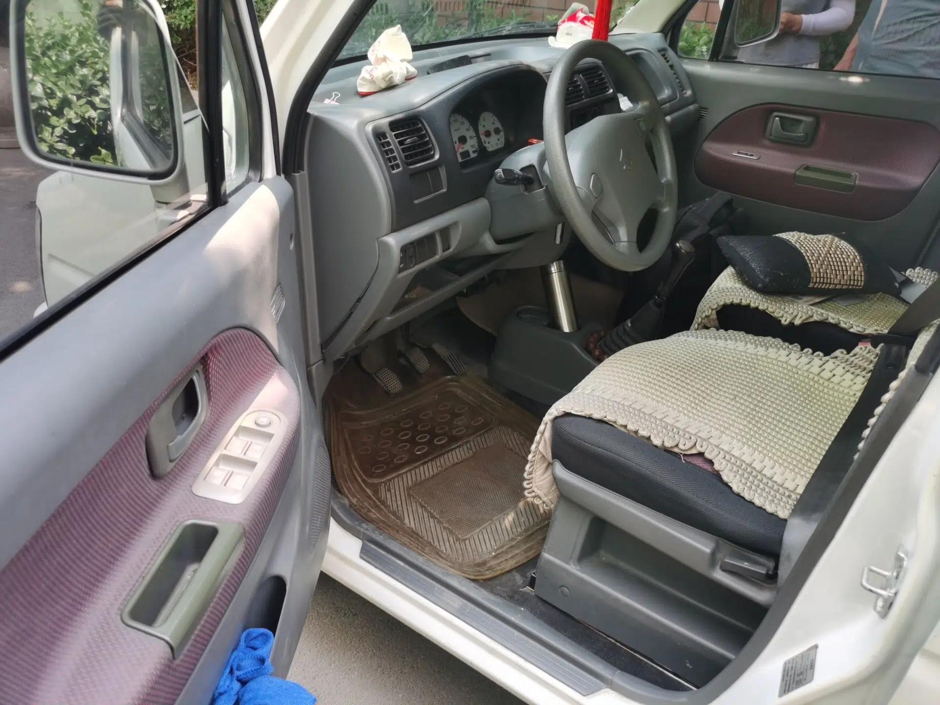 Suzuki Wagon R 2012 Entrepreneur Edition 1.0L Manual - Overdrive Type — миниатюра 16