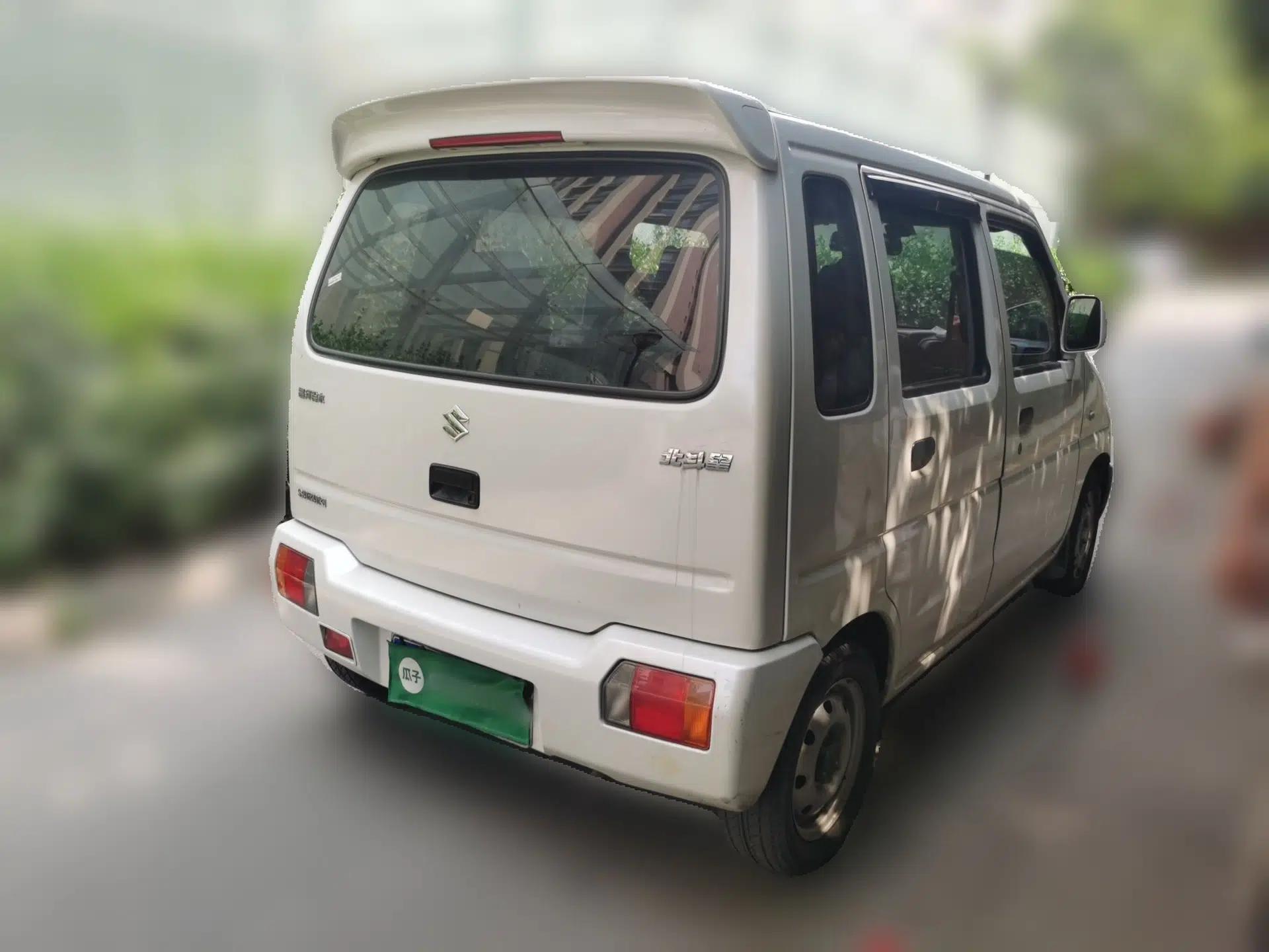 Suzuki Wagon R 2012 Entrepreneur Edition 1.0L Manual - Overdrive Type — миниатюра 6