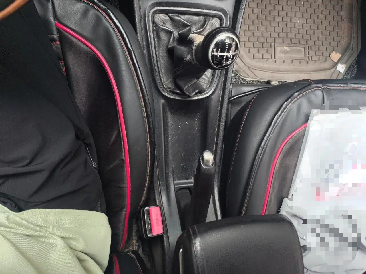 Suzuki Alivio 1.6L Manual CNG — миниатюра 14