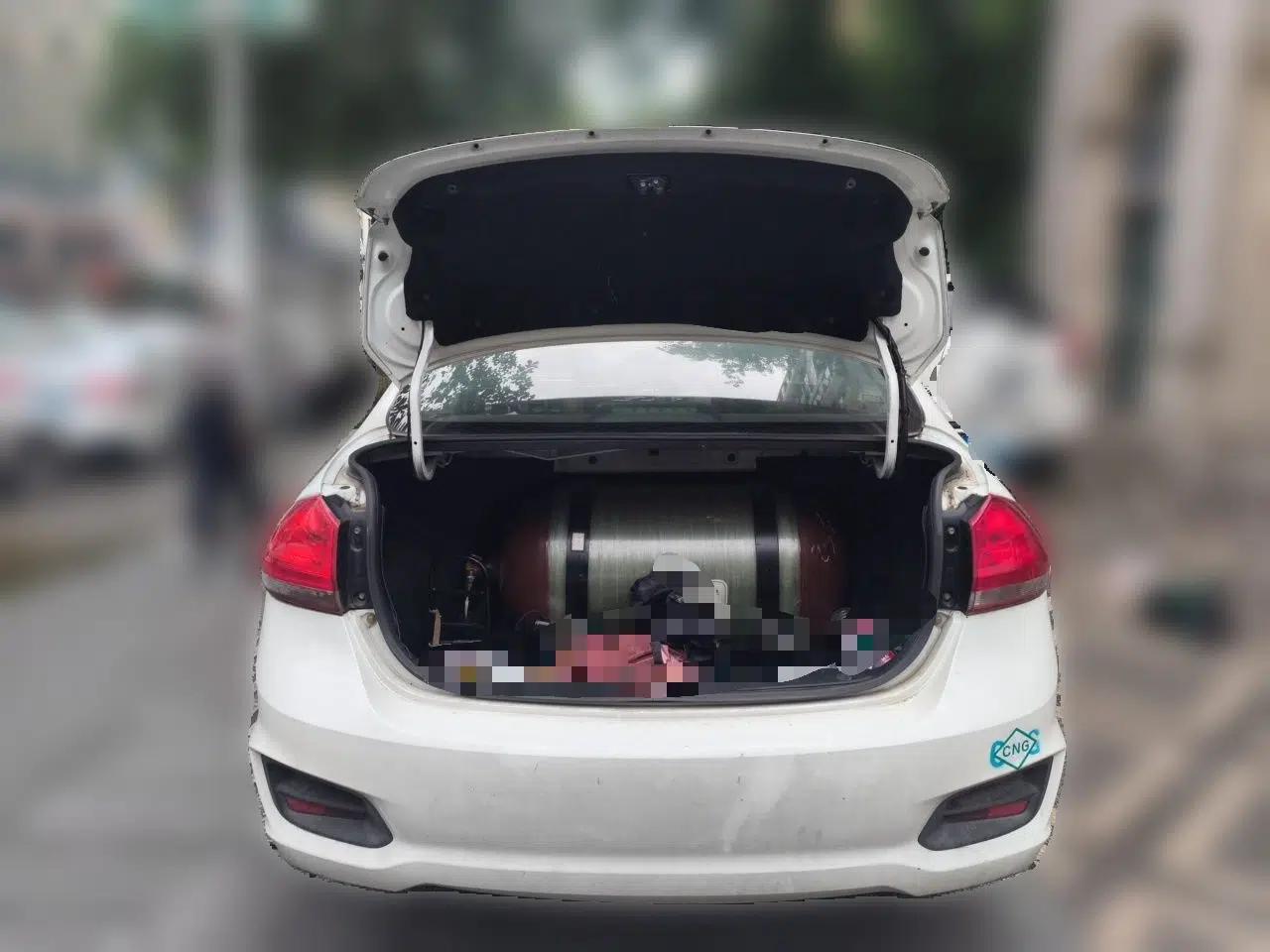 Suzuki Alivio 1.6L Manual CNG — миниатюра 19
