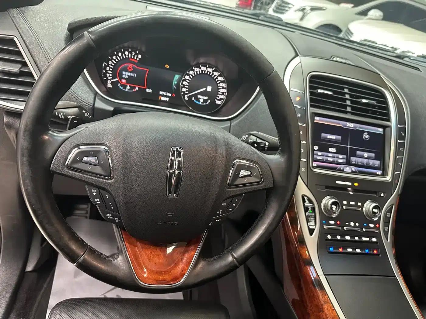 Lincoln MKX 2015 2.7T AWD Premium Edition — миниатюра 6