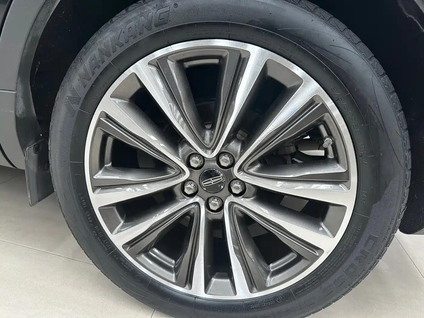 Lincoln MKX 2015 2.7T AWD Premium Edition — миниатюра 9