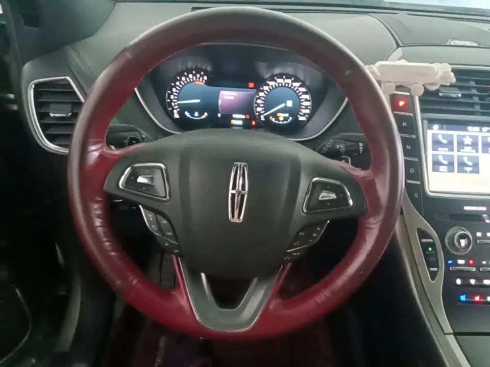 Lincoln MKX 2016 2.7T Reserve U.S.-Spec Version — миниатюра 13