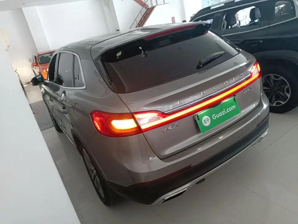 Lincoln MKX 2016 2.7T Reserve U.S.-Spec Version — миниатюра 4