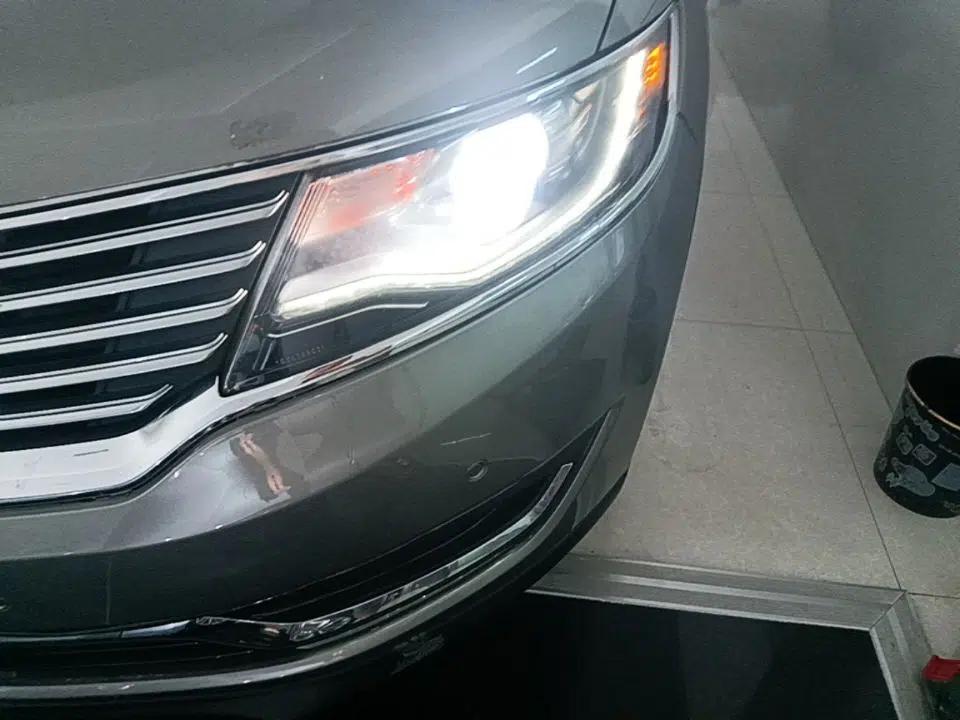 Lincoln MKX 2016 2.7T Reserve U.S.-Spec Version — миниатюра 8