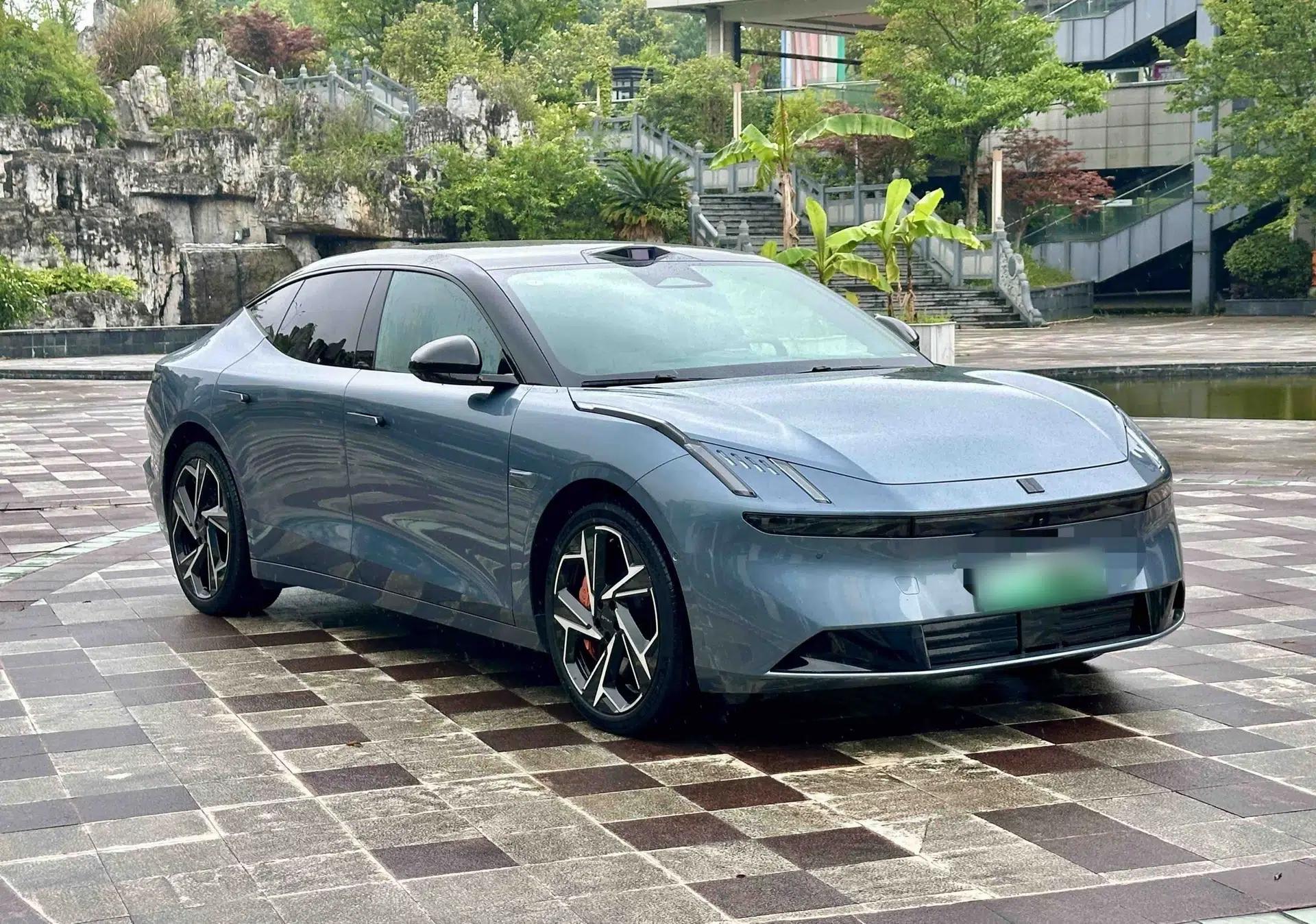 Lynk & Co Z10 2025 95 kWh 702 km All-Wheel Drive Intelligent Driving Ultra — миниатюра 17