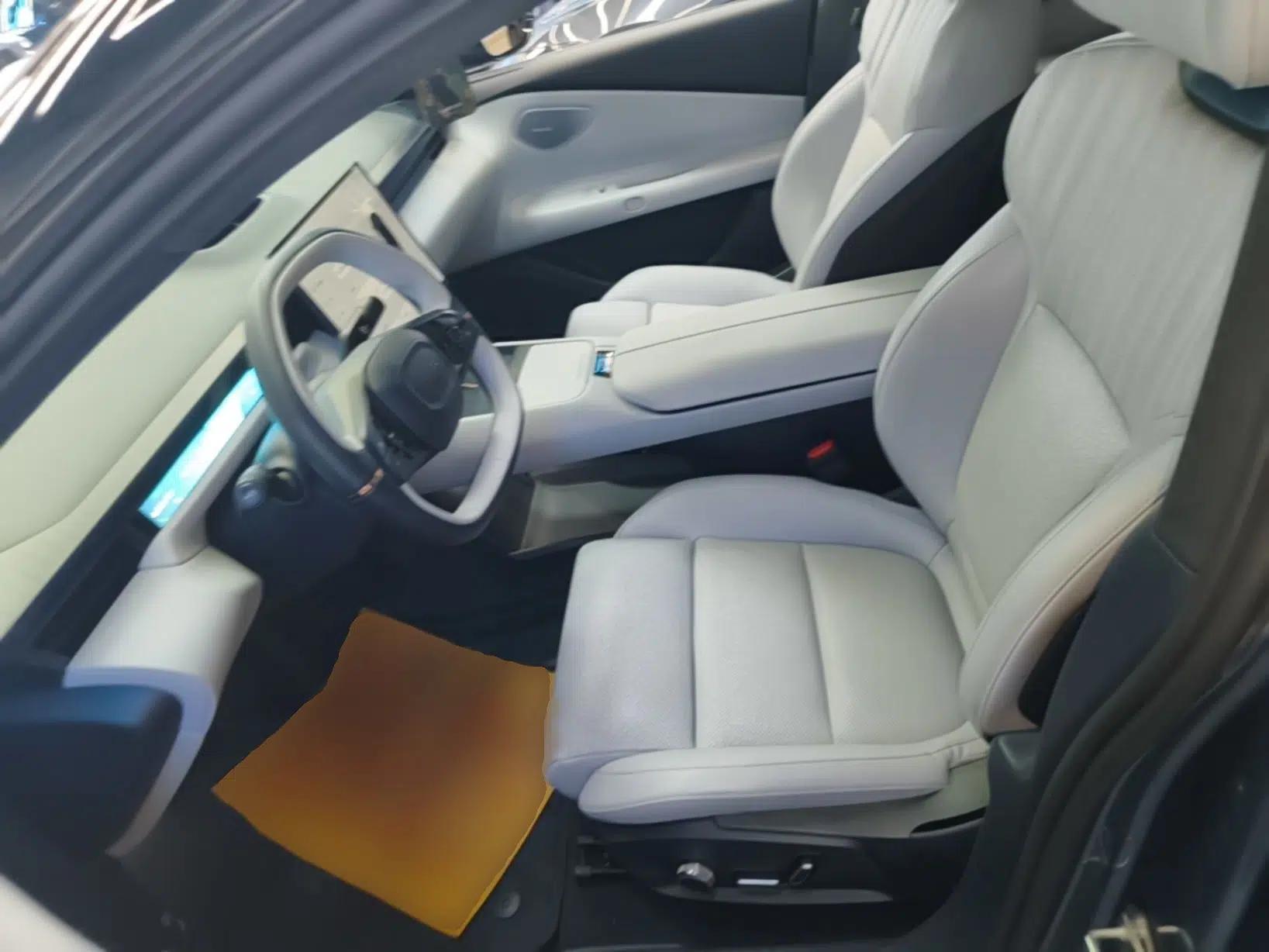 Lynk & Co Z10 2025 95 kWh 702 km All-Wheel Drive Intelligent Driving Ultra — миниатюра 23
