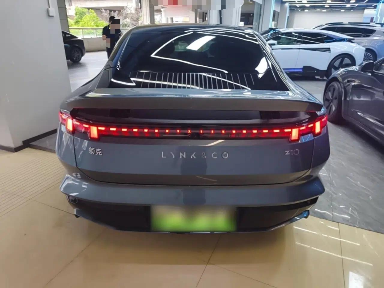 Lynk & Co Z10 2025 95 kWh 702 km All-Wheel Drive Intelligent Driving Ultra — миниатюра 5