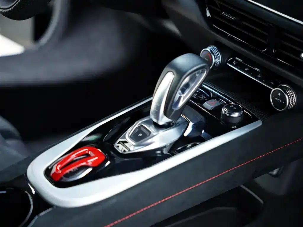 EMIRA 2021 2.0T DCT First Edition — миниатюра 41