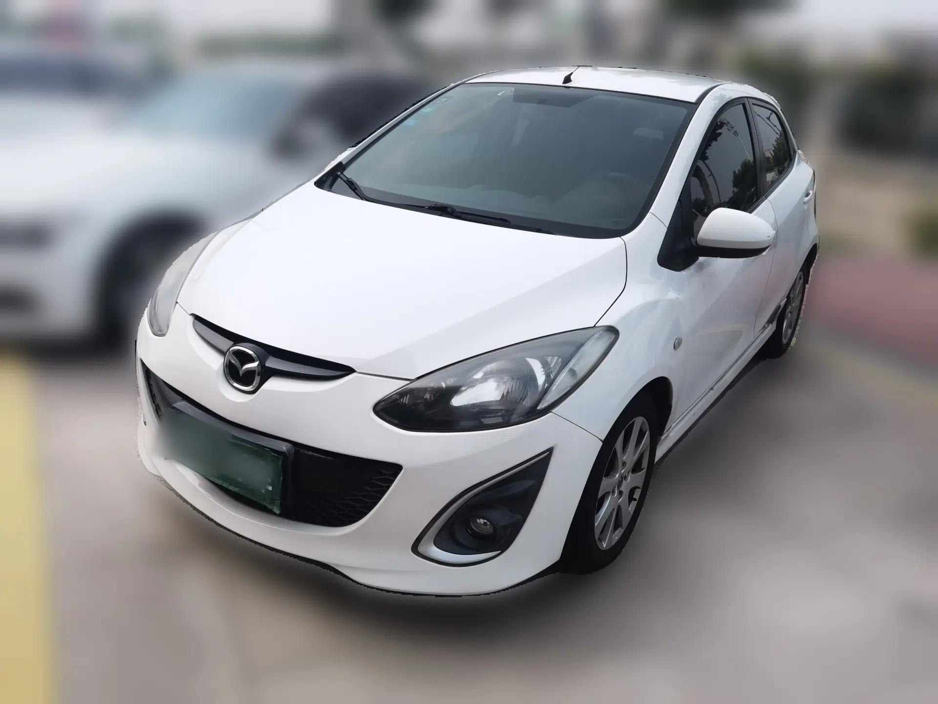 Mazda 2 2012 Hatchback Xuan Dong 1.5L Automatic Value Edition — миниатюра 1