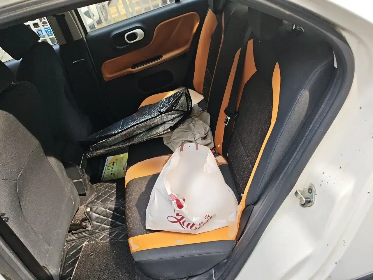MG 3SW 2015 1.5L AMT Elite Model — миниатюра 17
