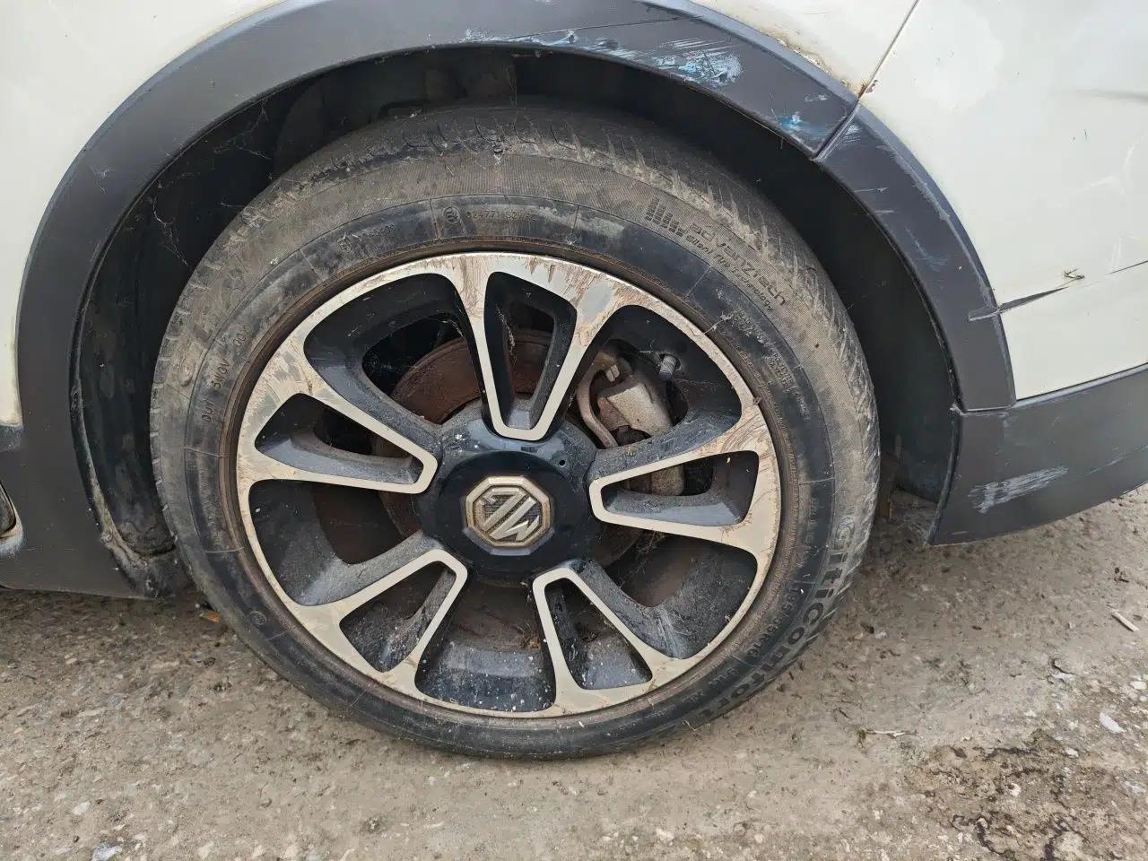 MG 3SW 2015 1.5L AMT Elite Model — миниатюра 8