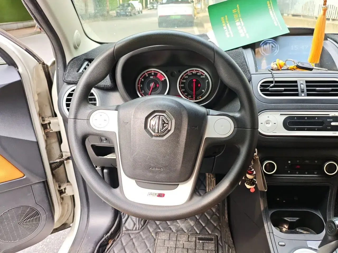 MG 3SW 2015 1.5L AMT Elite Model — миниатюра 10