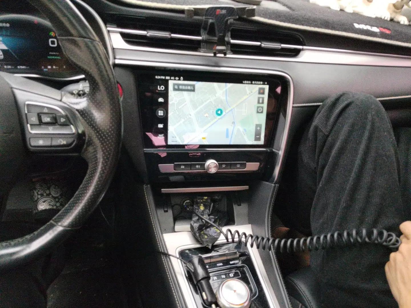 MG 6 New Energy 2018 45T E-DRIVE Intelligent Drive Hybrid PILOT Super Internet Edition — миниатюра 13
