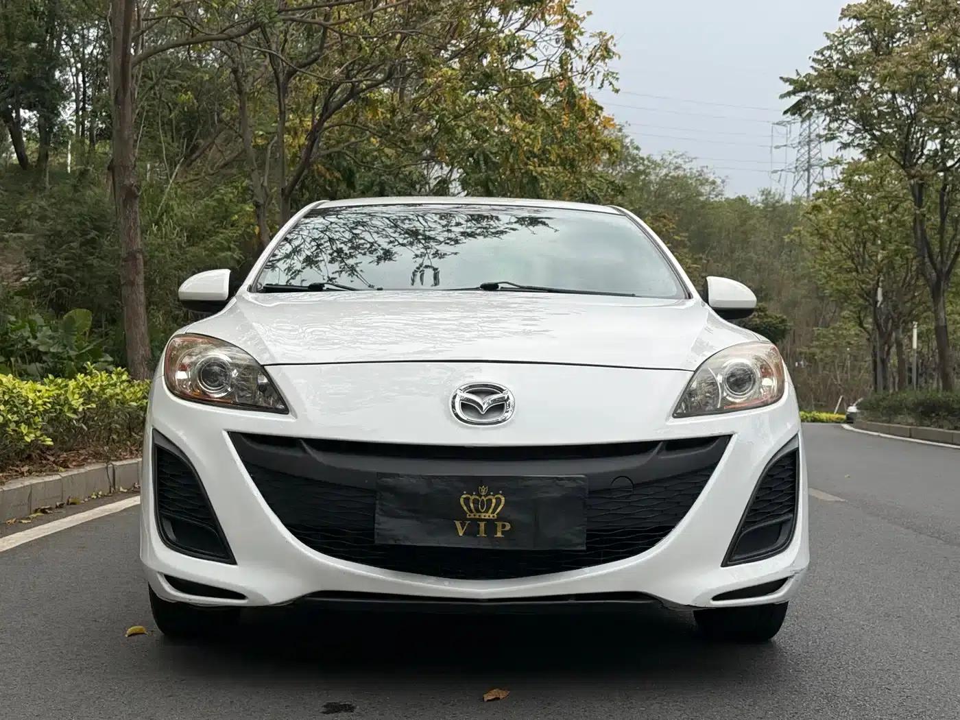 Mazda3 Axela 2012 Hatchback 1.6L Automatic Elite — миниатюра 2