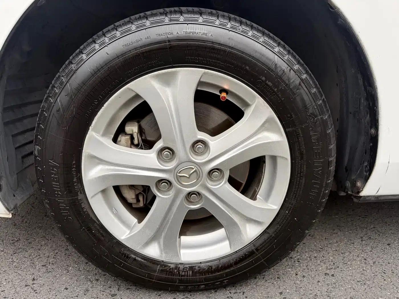 Mazda3 Axela 2012 Hatchback 1.6L Automatic Elite — миниатюра 14