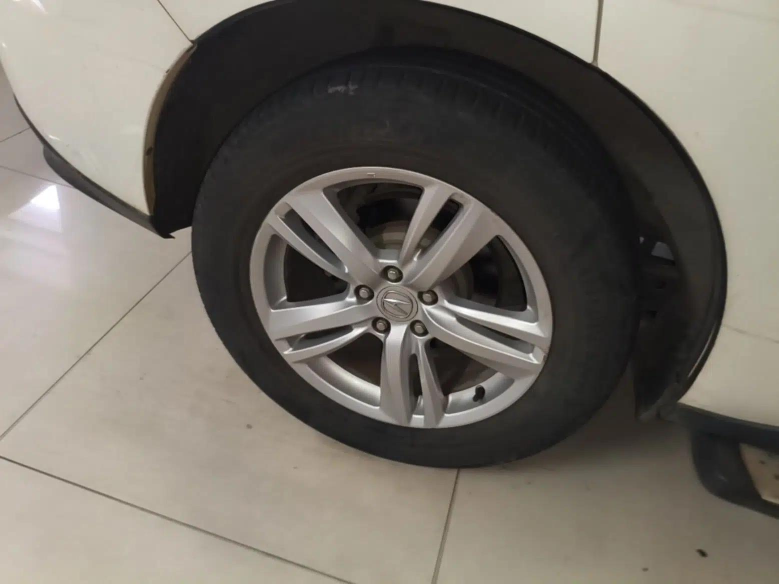 Acura RDX 2013 3.0L Two-Wheel Drive Elite Edition — миниатюра 11
