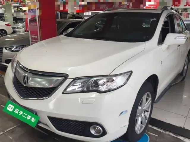 Acura RDX 2013 3.0L Two-Wheel Drive Elite Edition
