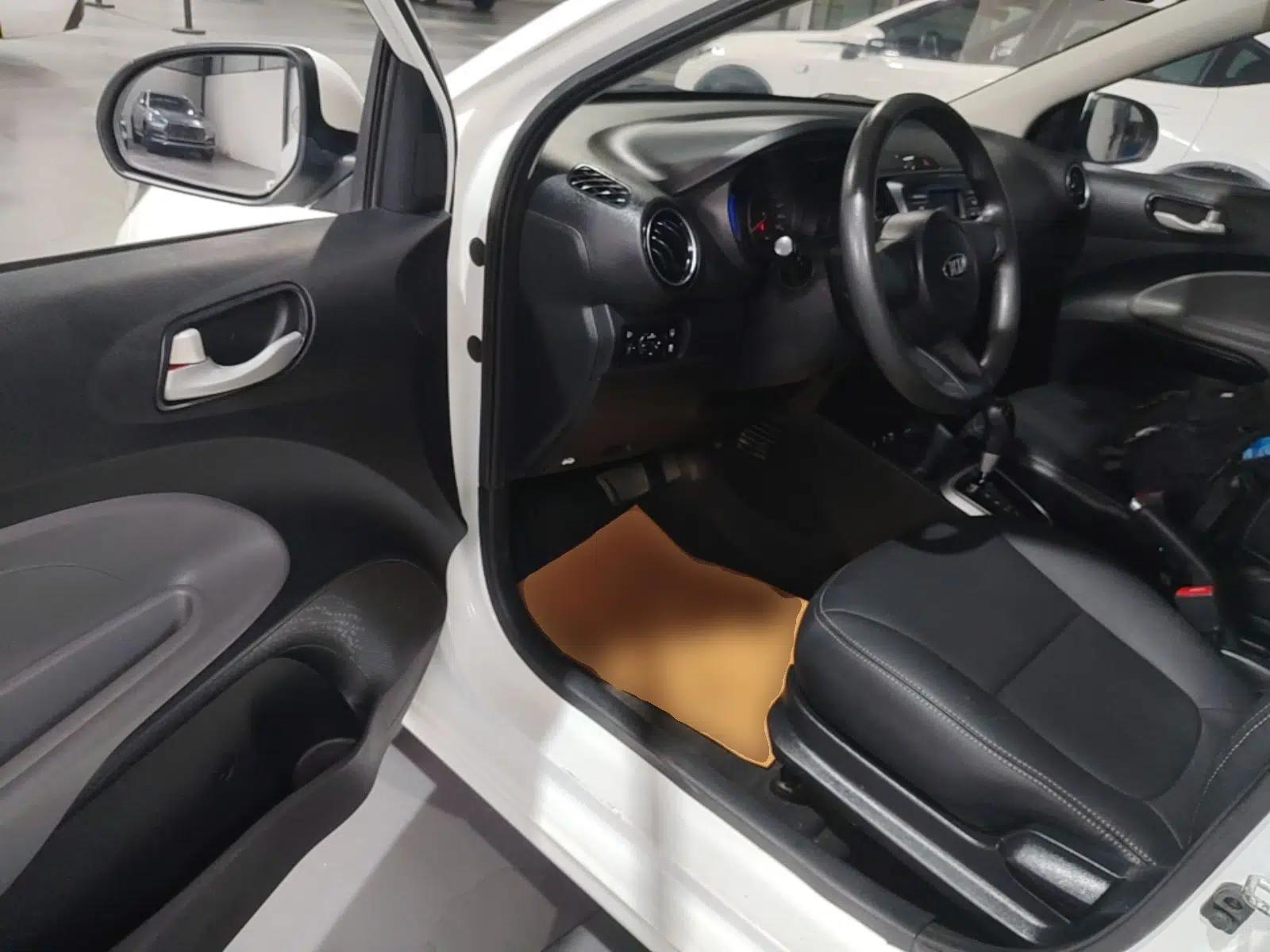 Kia Pegas 2020 1.4L Automatic Comfort Version with Sunroof — миниатюра 18