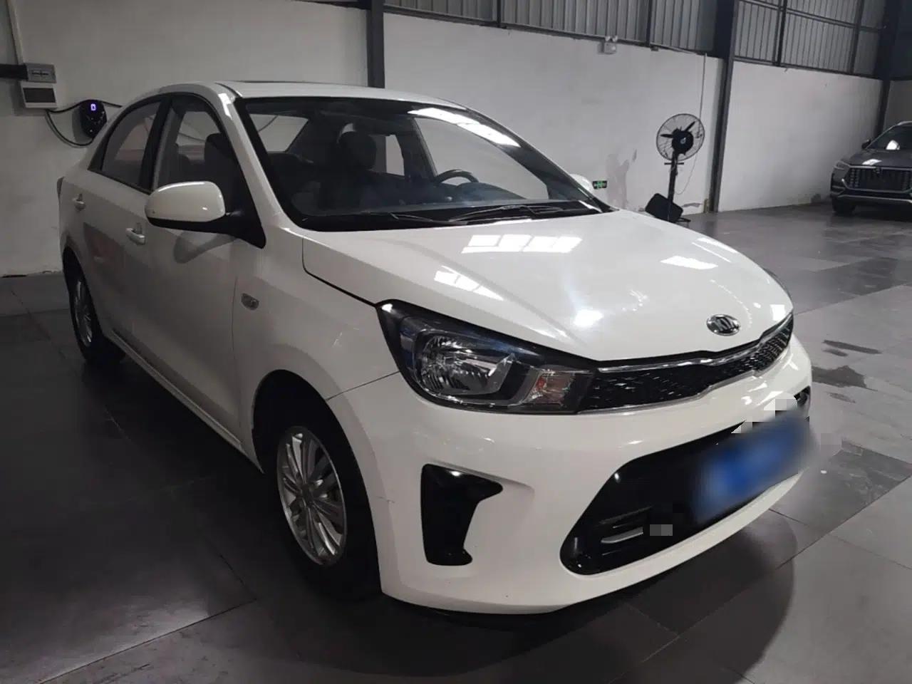 Kia Pegas 2020 1.4L Automatic Comfort Version with Sunroof — миниатюра 3