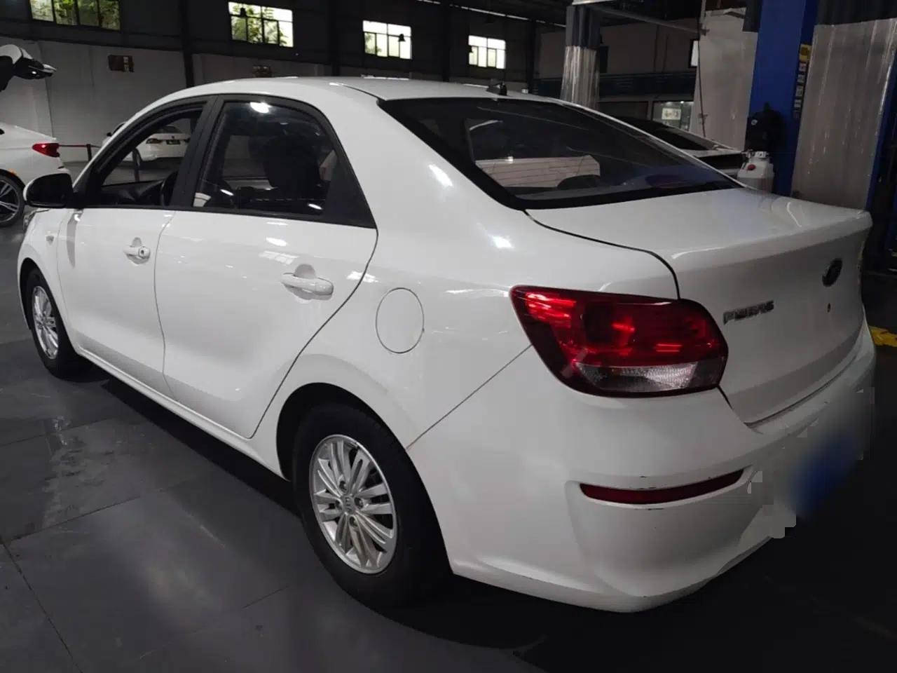 Kia Pegas 2020 1.4L Automatic Comfort Version with Sunroof — миниатюра 4