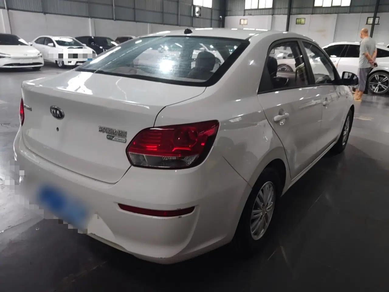Kia Pegas 2020 1.4L Automatic Comfort Version with Sunroof — миниатюра 6