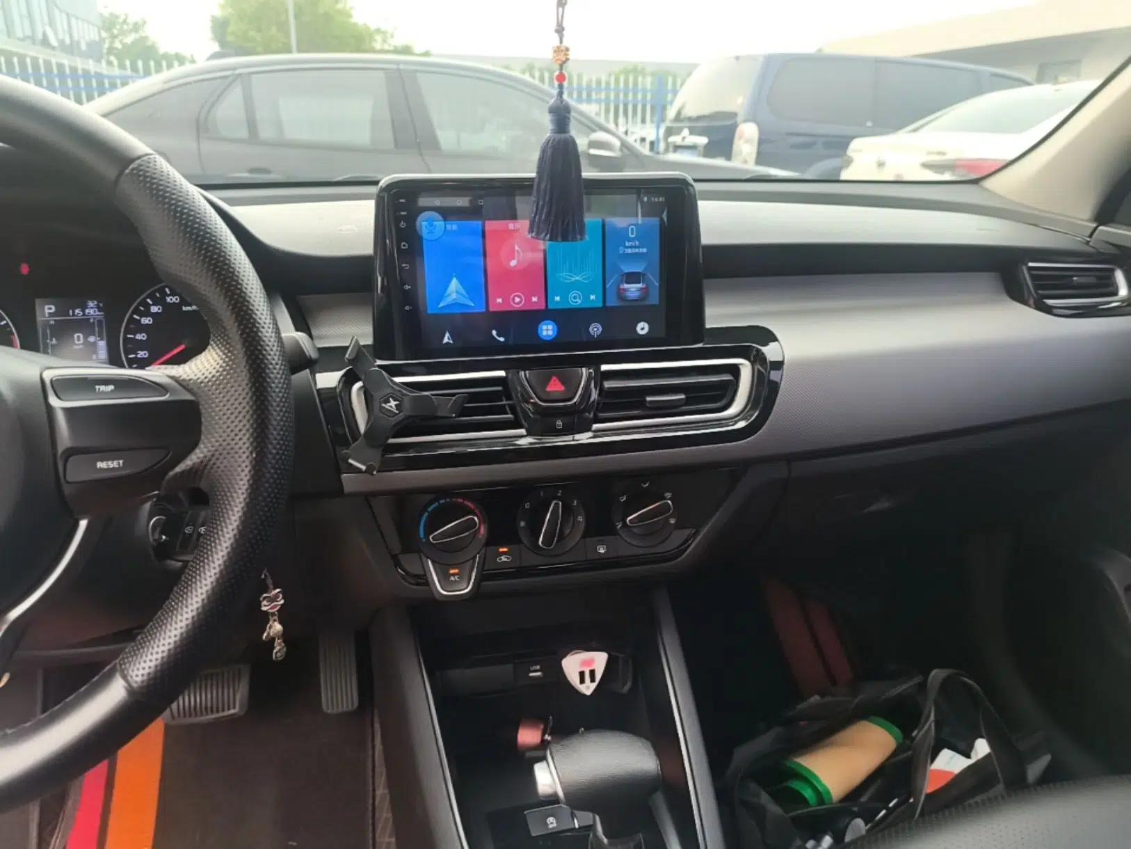 Kia Forte 2018 1.6L Automatic Value-Connect Edition with Intelligent Connectivity — миниатюра 15