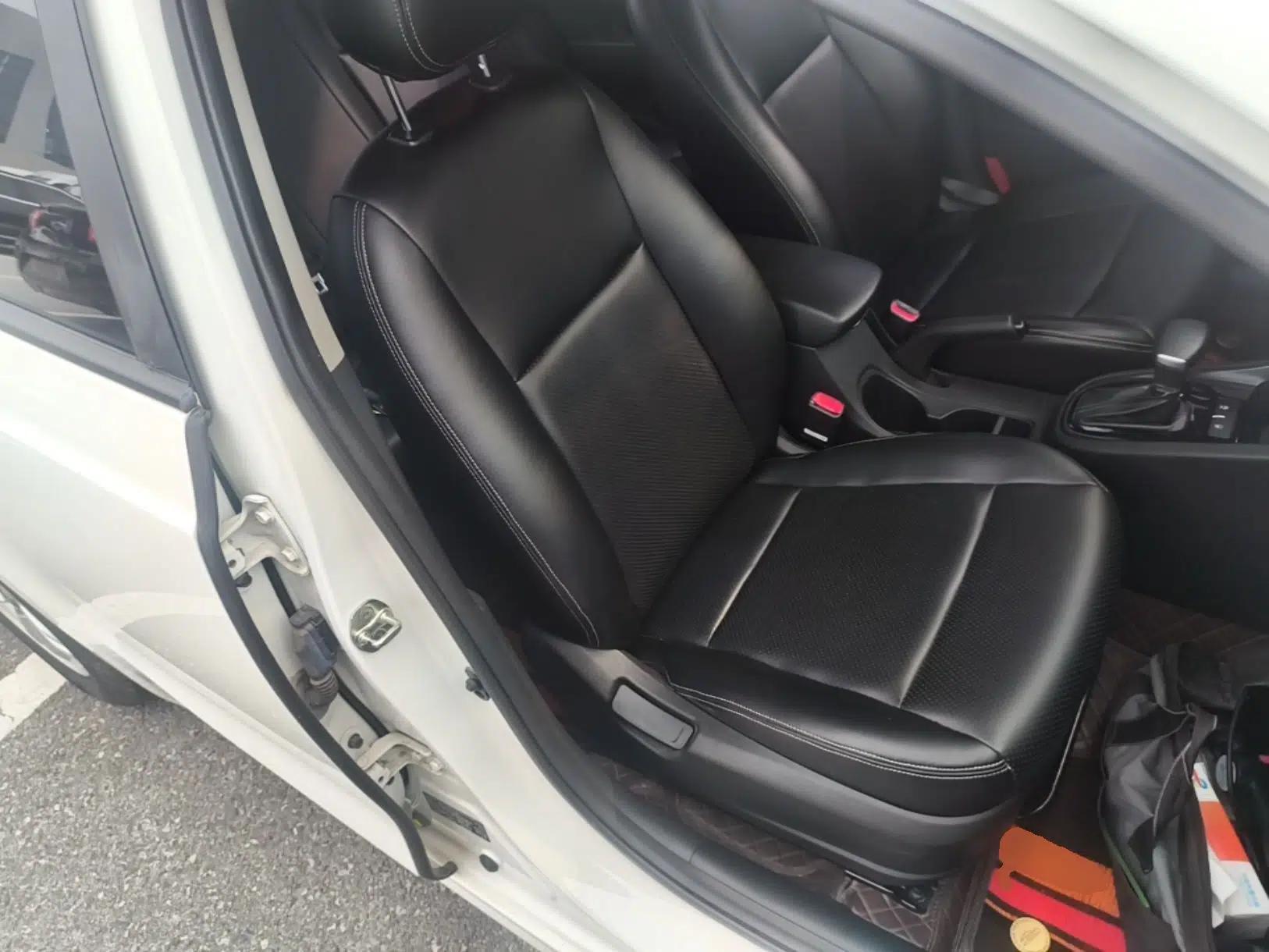 Kia Forte 2018 1.6L Automatic Value-Connect Edition with Intelligent Connectivity — миниатюра 19
