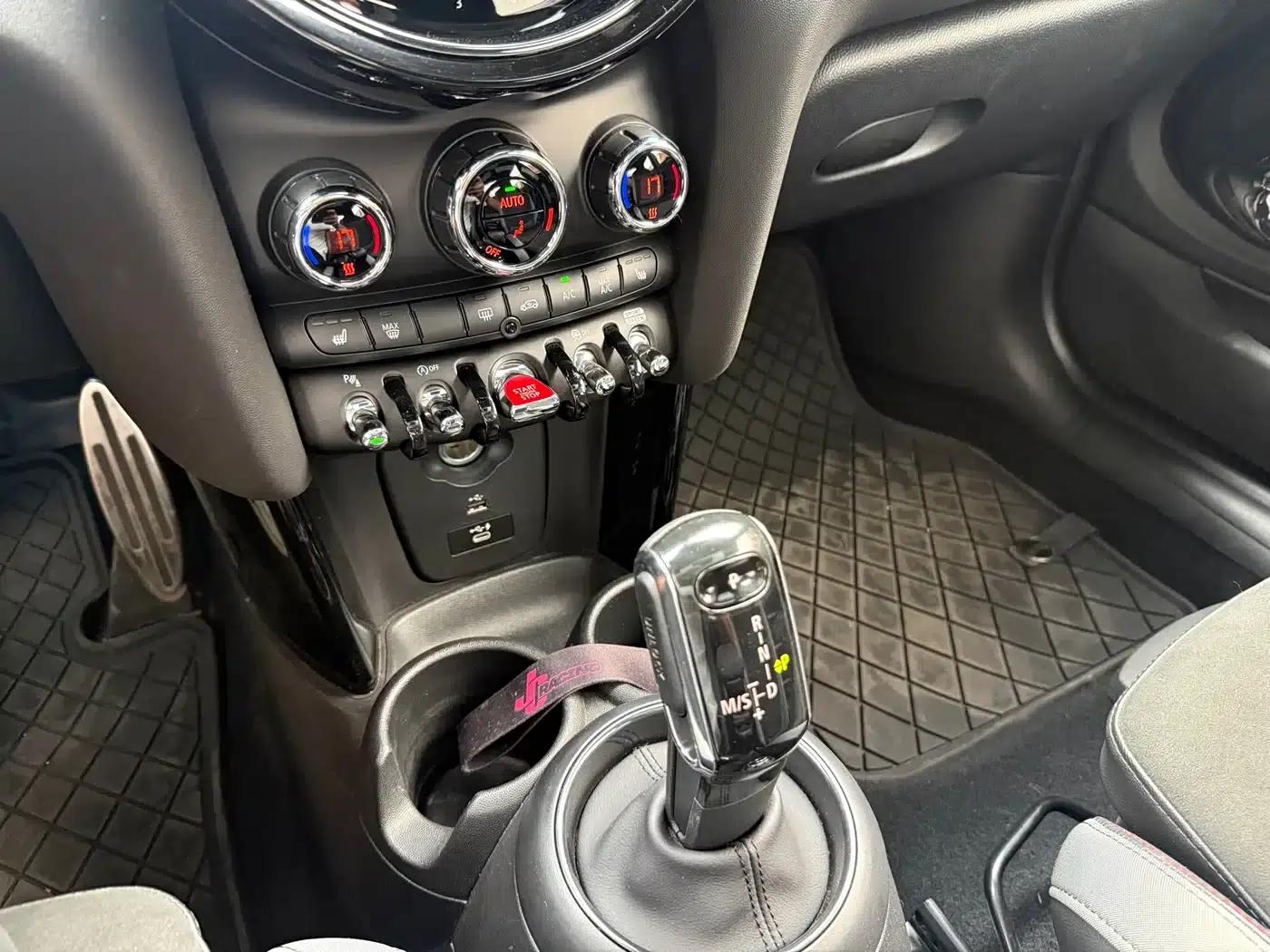 2022 MINI JCW Facelift 2.0T JOHN COOPER WORKS ALL-IN — миниатюра 19