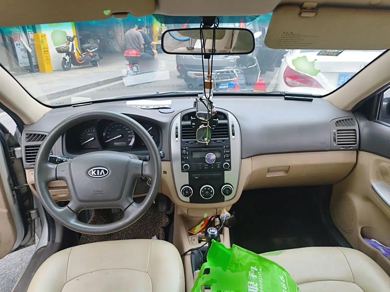 Kia Cerato 2010 1.6L MT GL — миниатюра 9