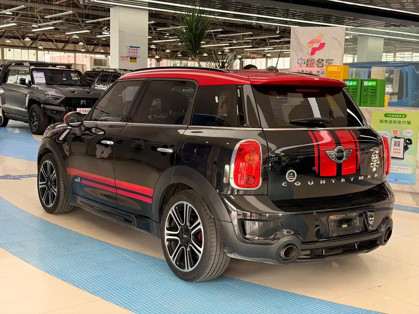 MINI JCW COUNTRYMAN 2014 1.6T JOHN COOPER WORKS ALL4 — миниатюра 19