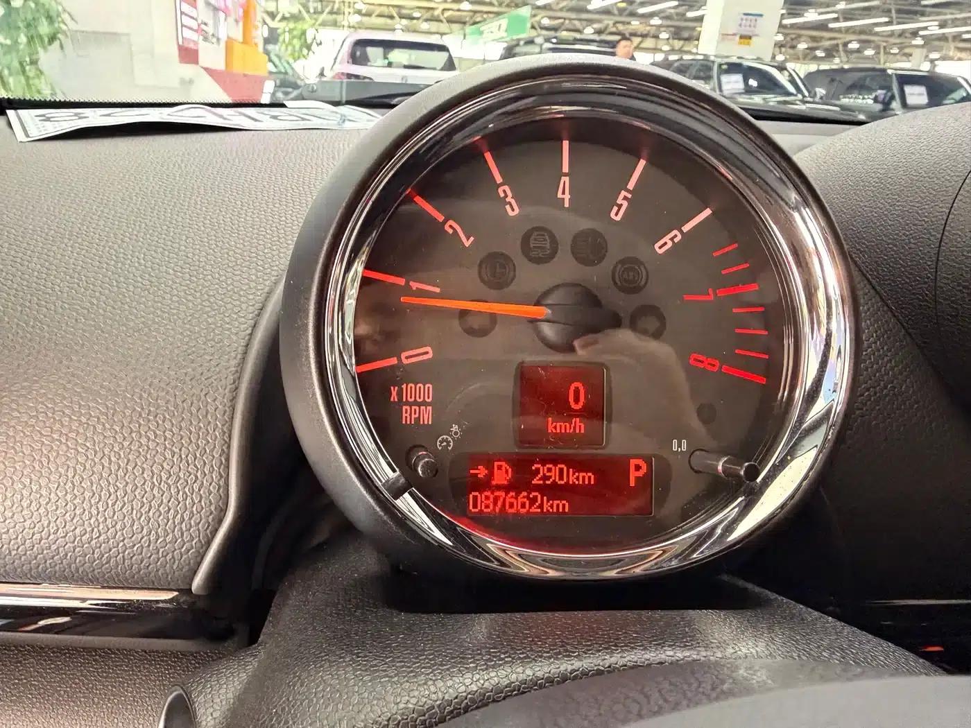 MINI JCW COUNTRYMAN 2014 1.6T JOHN COOPER WORKS ALL4 — миниатюра 10