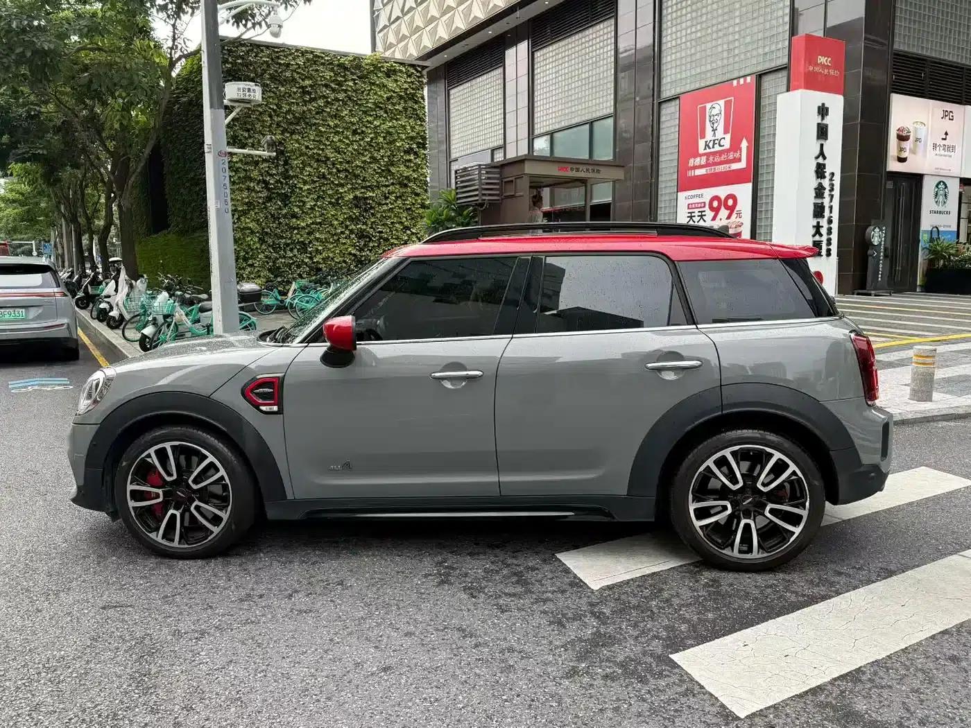 2023 MINI JCW COUNTRYMAN Facelift 2.0T JOHN COOPER WORK — миниатюра 2