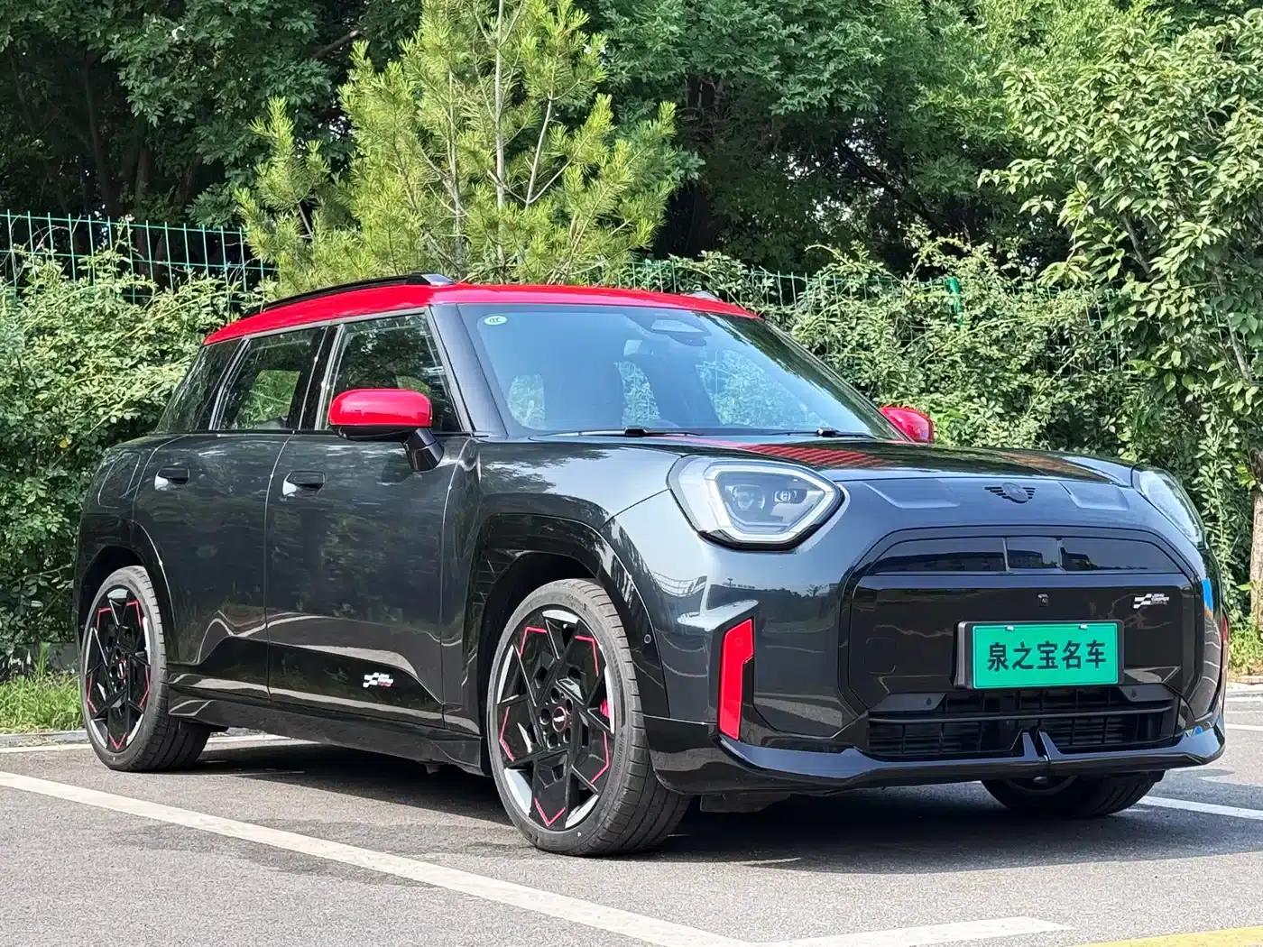 2025 JCW Aceman Electric MINI (JOHN COOPER WORKS) — миниатюра 3