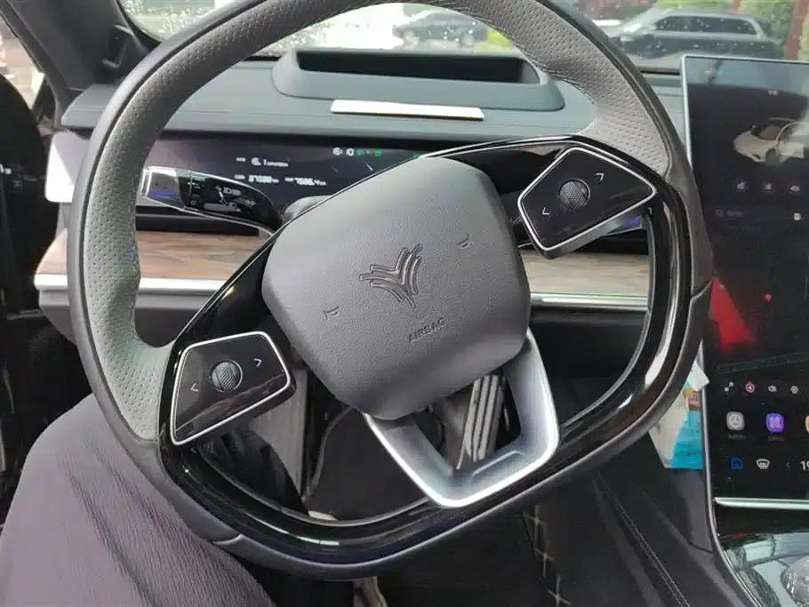 Nezha S 2024 Facelift Pure Electric 715 New Enjoyment Edition — миниатюра 15
