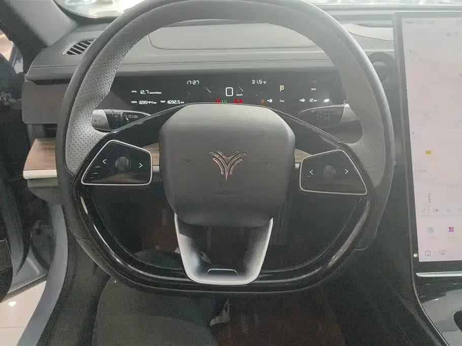 Nezha S 2022 Range Extended Version 1160km Rear-Wheel Drive Small Version — миниатюра 15
