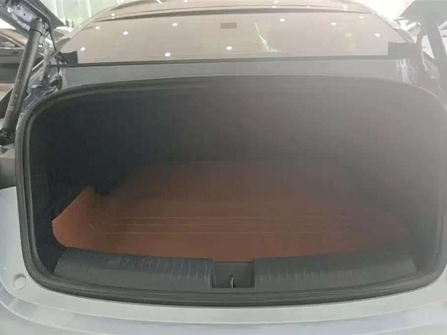 Nezha S 2022 Range Extended Version 1160km Rear-Wheel Drive Small Version — миниатюра 4
