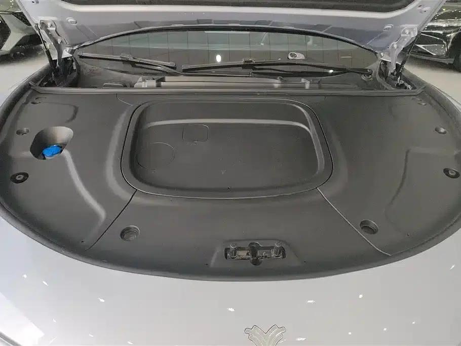 Nezha S 2022 Range Extended Version 1160km Rear-Wheel Drive Small Version — миниатюра 10